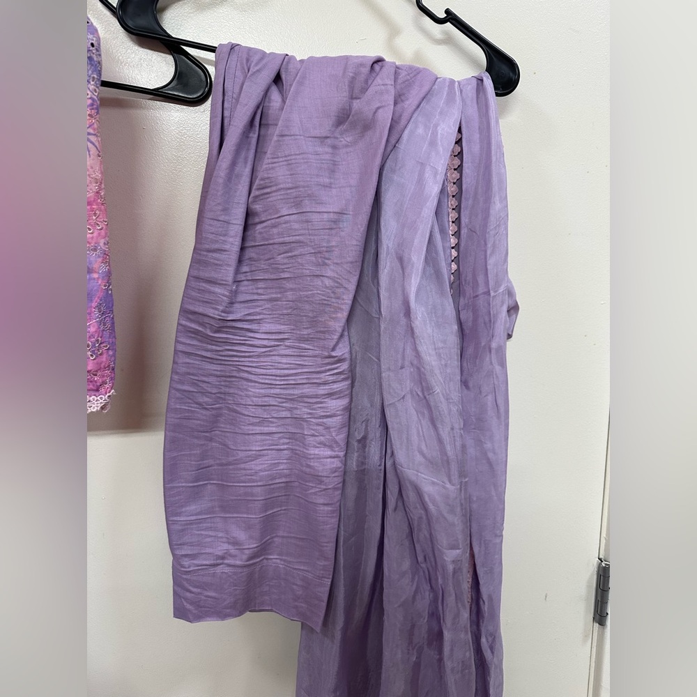 Ansab jahangir kalidar with pants and dupatta - Picture 4 of 8